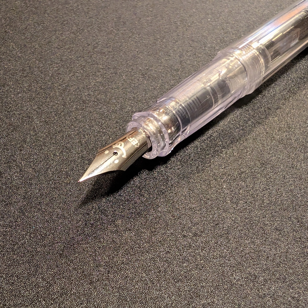 Pilot Kakuno Fountain Pen – Clear + CON-70 Converter Bundle